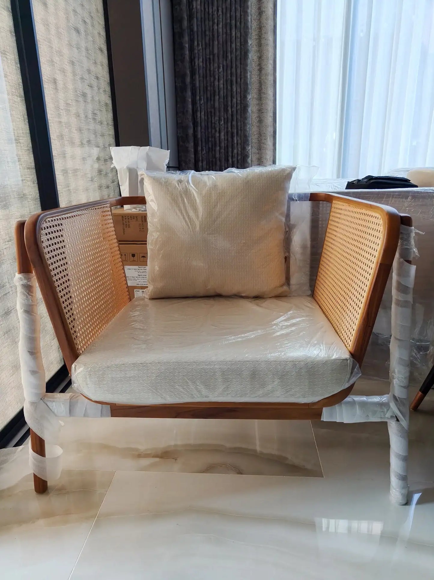 Rivius Fabanelle – Rustic Fabric & Rattan Wood Armchair