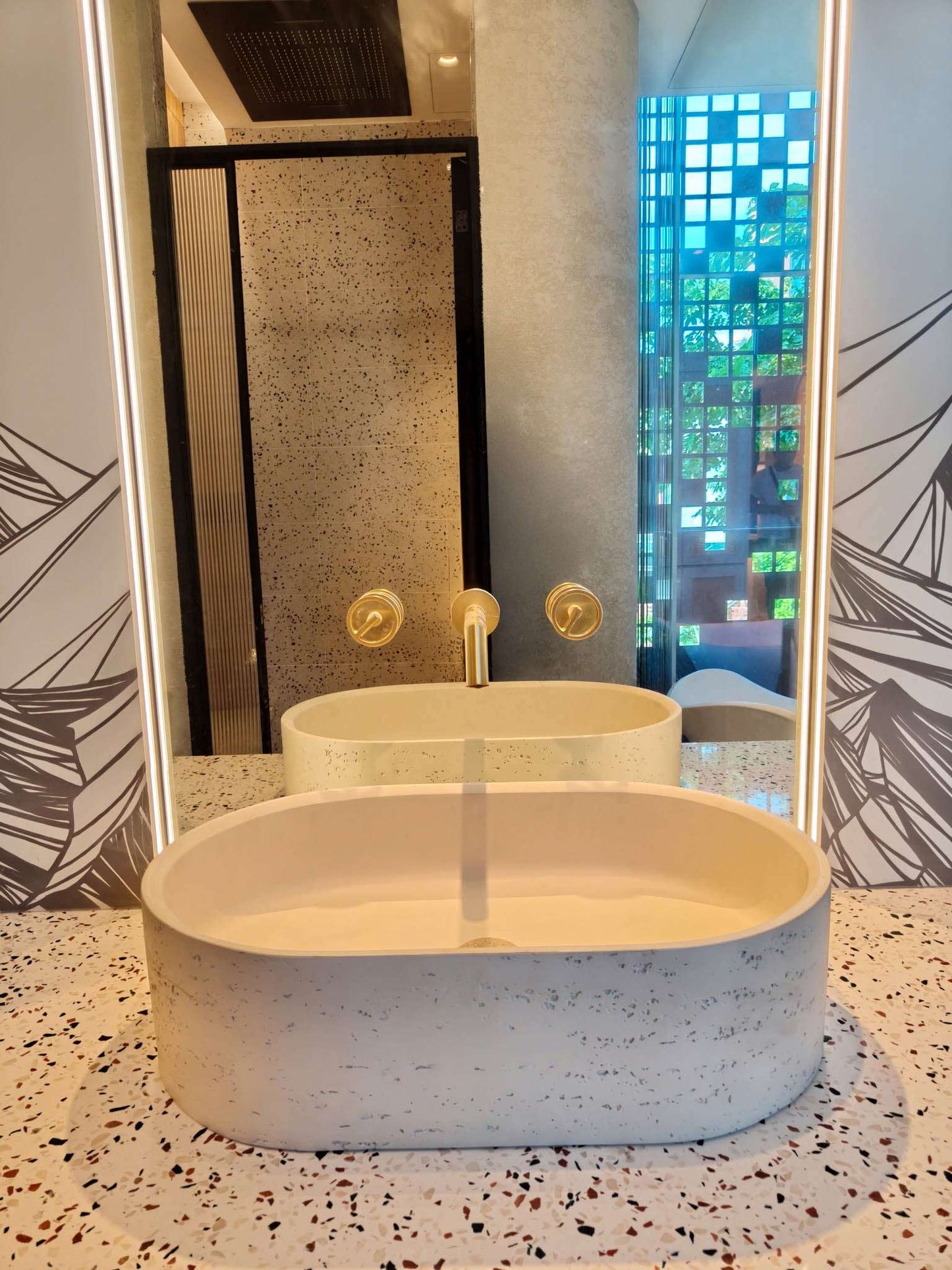 Rivius Elna – Elegant Minimalist Oval Countertop Basin