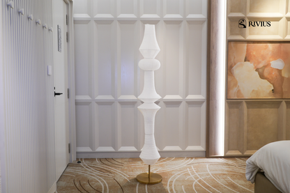 Rivius Virelle – Sculptural Floor Lamp in Layered White Fabric