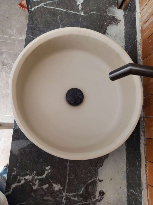Rivius Mera – Minimalist Round Natural Stone Basin