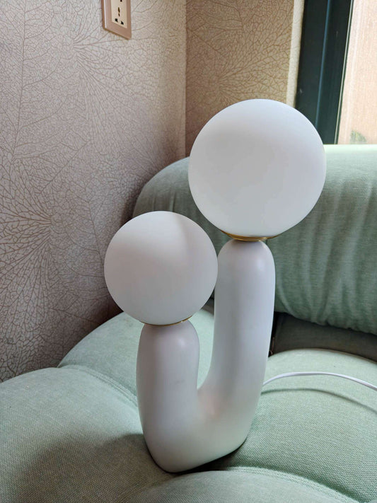 Rivius Cactus – Minimalist Abstract Dual-Globe Table Lamp