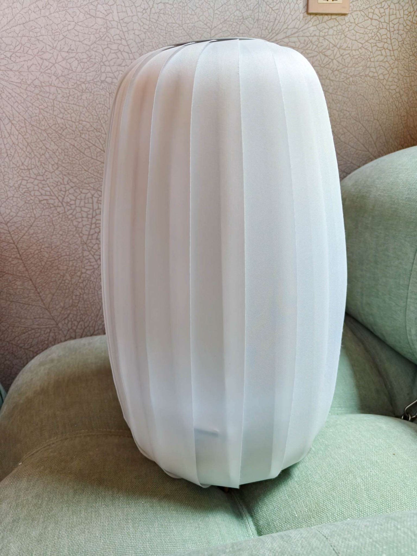 Rivius Carlo – Minimalist European-Style Fabric Table Lamp