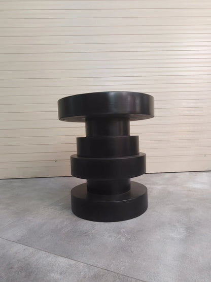 Rivius Cirnoir – Modern Tiered Black Wood Round Table