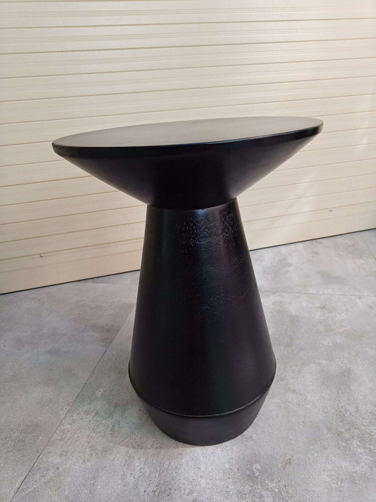 Rivius Inverroir – Sculptural Black Wood Table with Inverted Pedestal