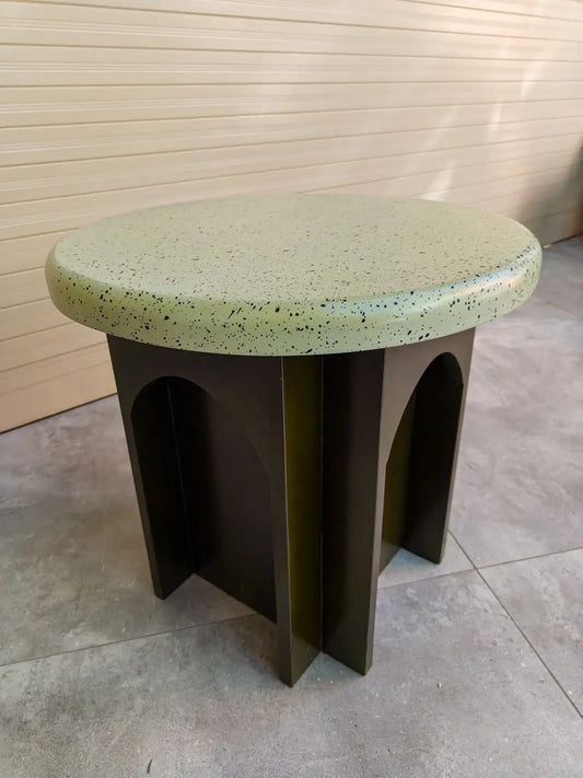 Rivius Verooden – Sculptural Green Stone-Finish Wood Stool