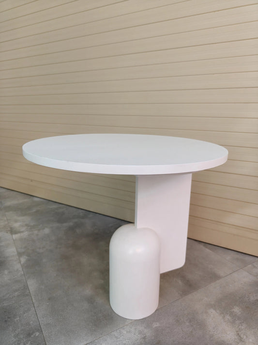 Rivius Alblune – White Sculptural Wood Table with Asymmetric Base