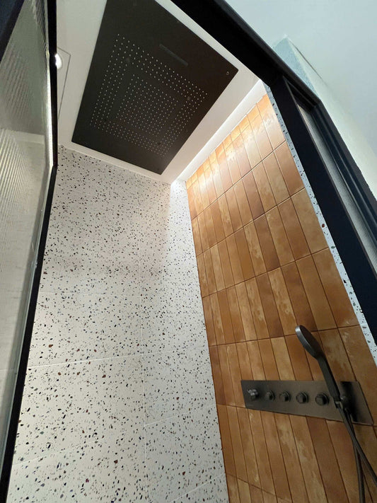 Rivius Aquanox – 5-Function Matte Black Shower Panel Set