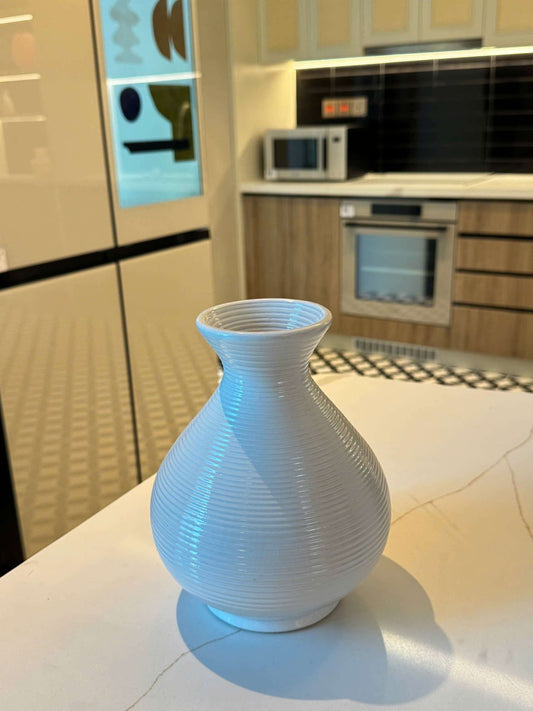 Rivius Elarin – White Ribbed Ceramic Vase With Gourd-Inspired Shape